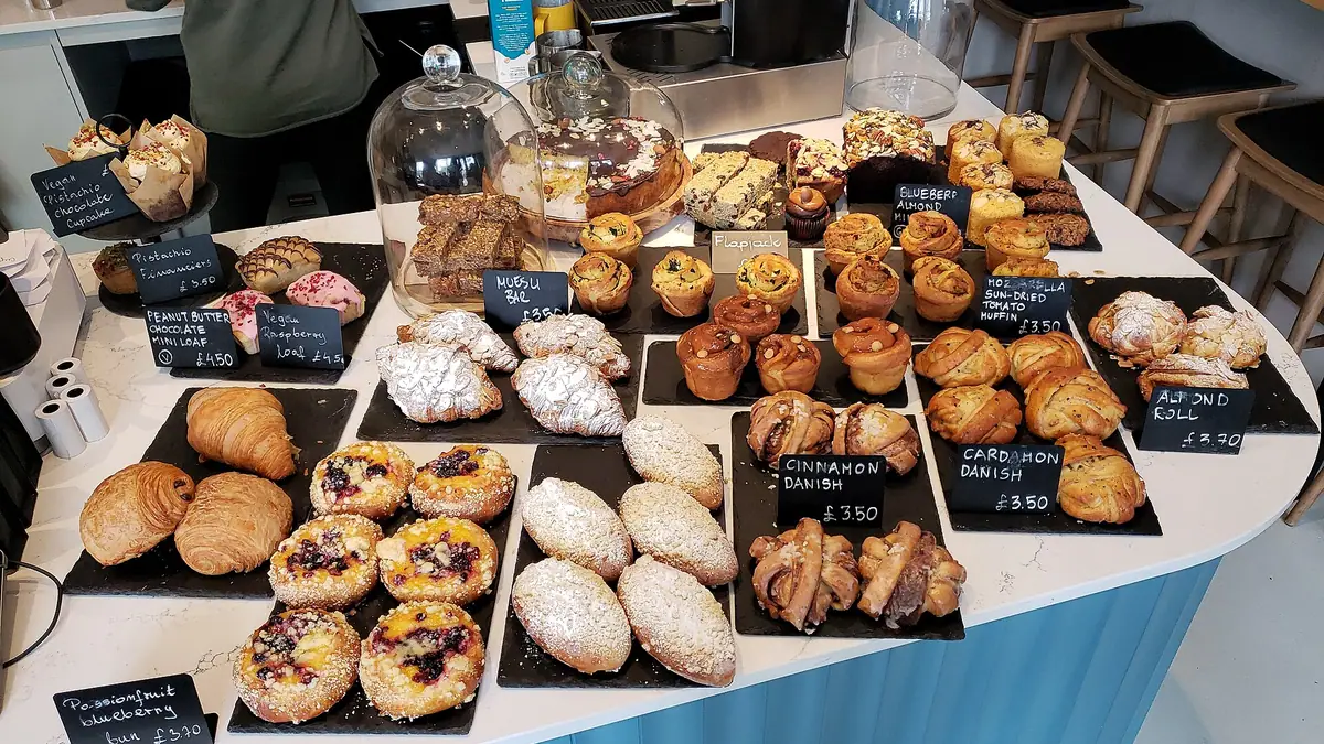 Bayne's – bakery in Tulloch, Perth